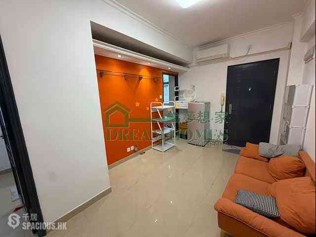 Central - 1-3, Shin Hing Street 02