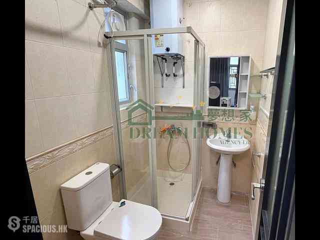 Central - 1-3, Shin Hing Street 09