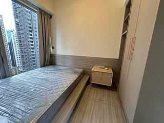 Sai Ying Pun - 63, Pokfulam 02