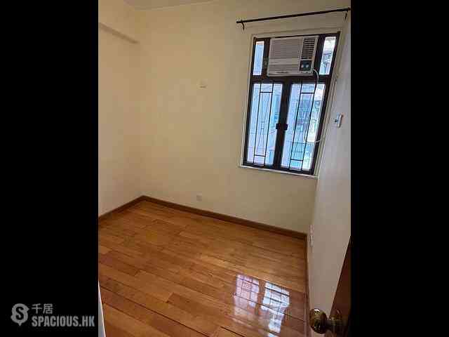 Causeway Bay - Cheong Shing Mansion 02