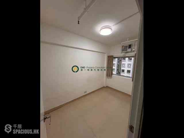 Sheung Wan - Kiu Kwong Mansion 05