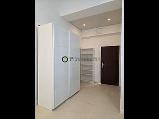 Soho - Caravan Court 02
