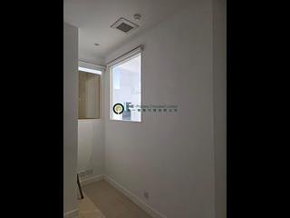 Soho - Caravan Court 06