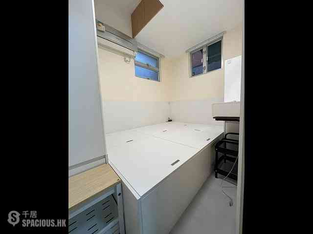 Wan Chai - Everwin Mansion 07