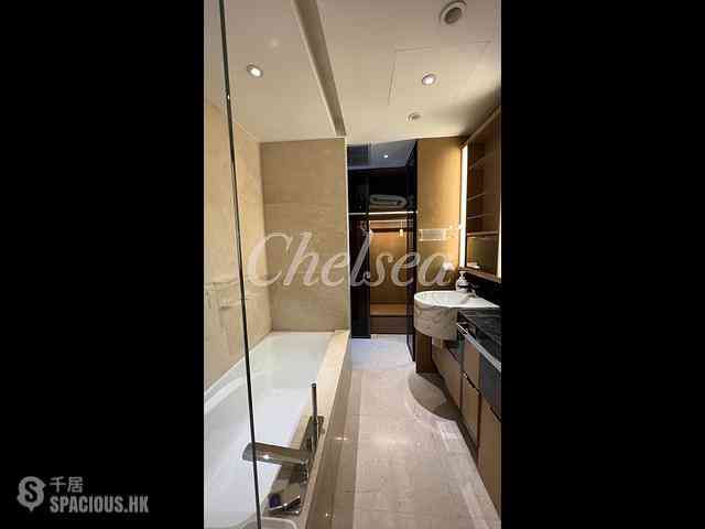 Mid Levels Central - Gramercy 07