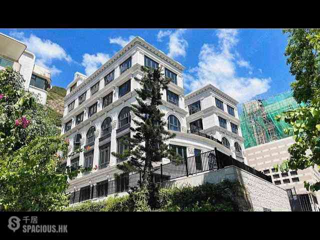 Repulse Bay - 72 Repulse Bay Road 01