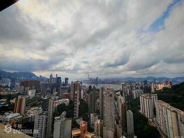 Tai Hang - The Signature 01