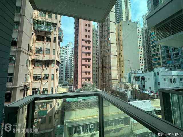 Wan Chai - The Avenue Phase 2 01