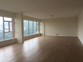 Stubbs Road - Leon Court 03