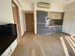 Sai Ying Pun - Island Crest 02