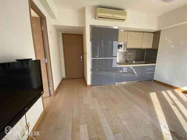 Sai Ying Pun - Island Crest 02