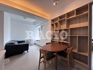 Poho - Rich View Terrace 02