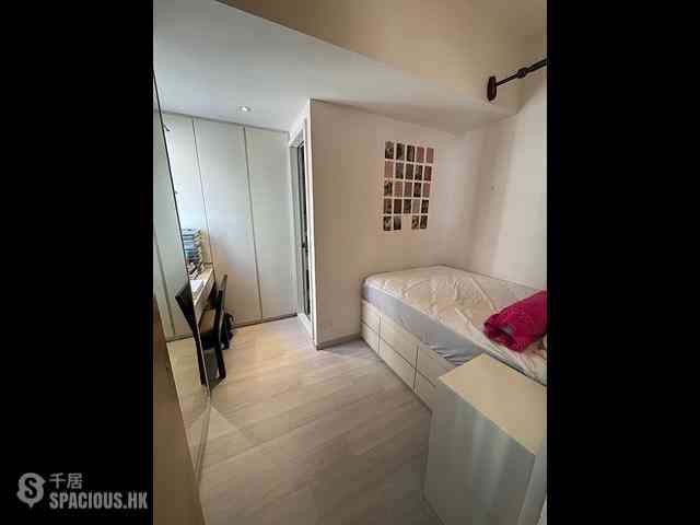 Sheung Wan - Nam Pak Hong Building 03