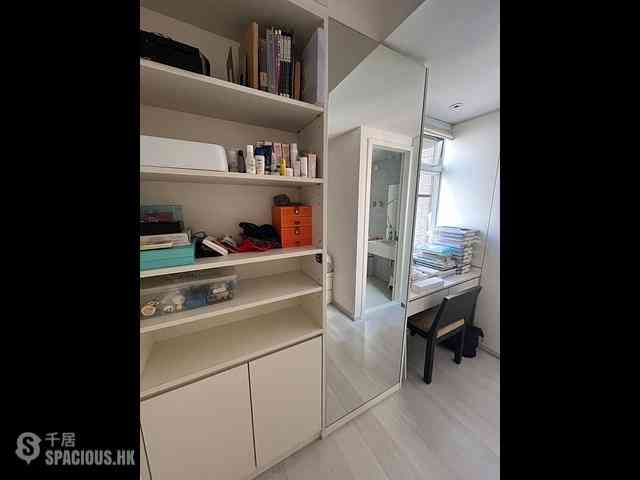 Sheung Wan - Nam Pak Hong Building 08