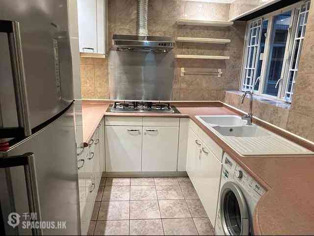 Hung Hom - Laguna Verde Phase 1 Green Wood Block 4 01