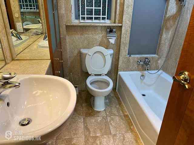 Hung Hom - Laguna Verde Phase 1 Green Wood Block 4 03