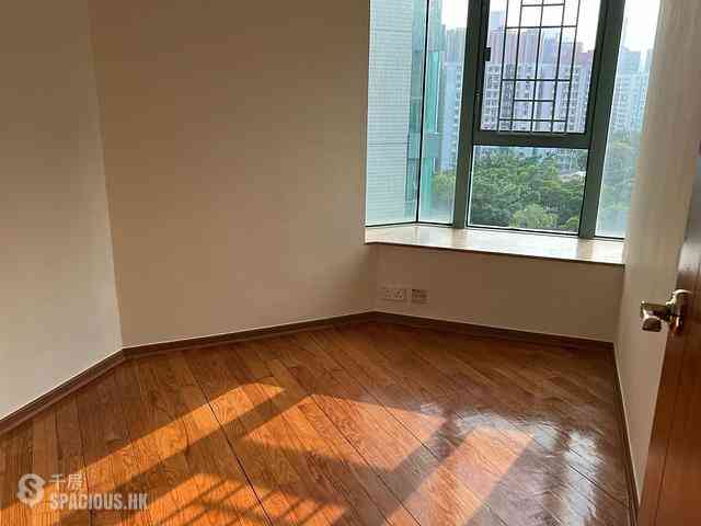 Hung Hom - Laguna Verde Phase 1 Green Wood Block 4 07