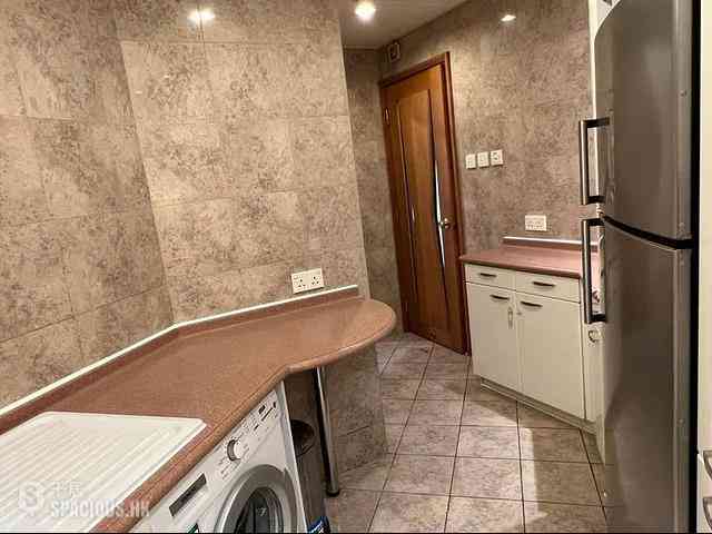 Hung Hom - Laguna Verde Phase 1 Green Wood Block 4 12