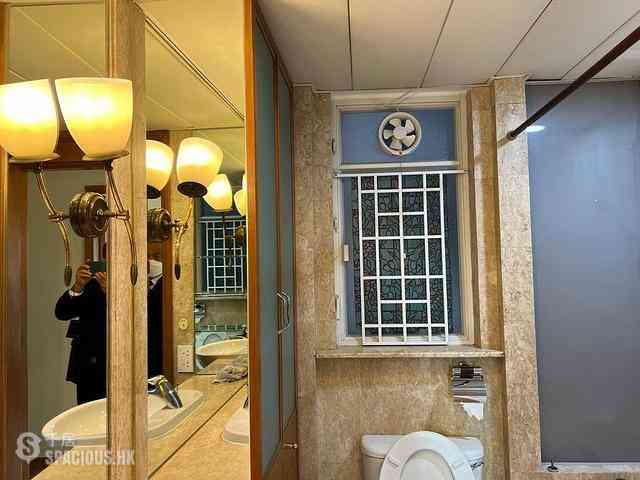Hung Hom - Laguna Verde Phase 1 Green Wood Block 4 13