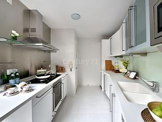 Mid Levels Central - Queen's Garden 03
