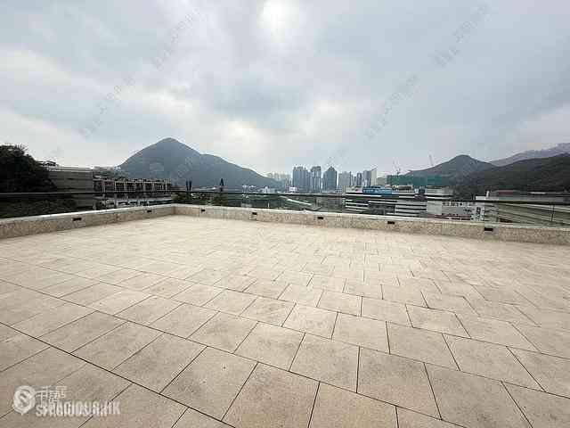 Shouson Hill - No.15 Shouson 15