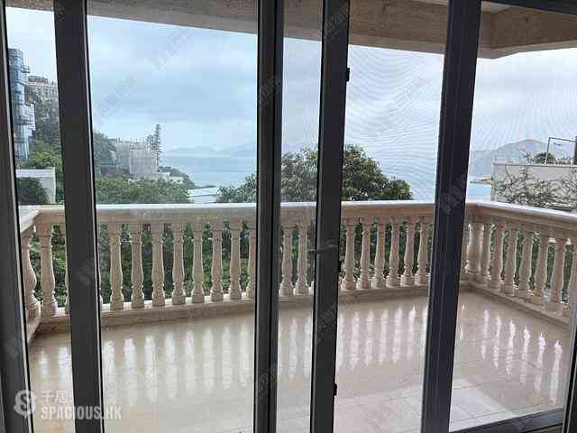 Repulse Bay - 98, Repulse Bay Road 01