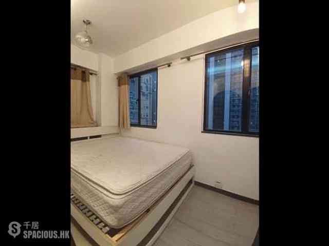 Wan Chai - Yen Men Building 04