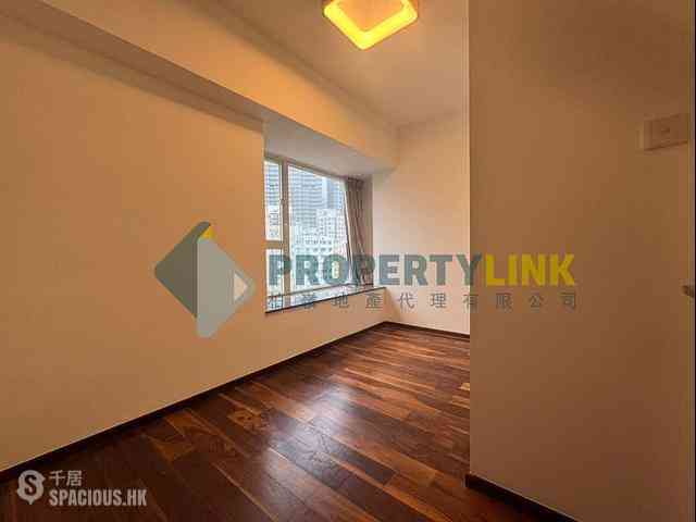 Soho - Centrestage 11