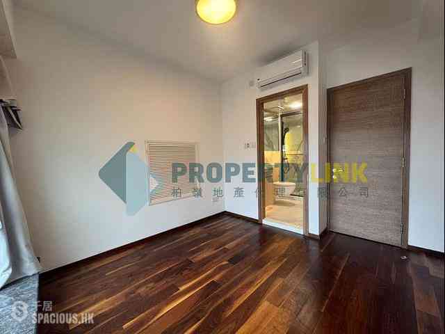 Soho - Centrestage 14