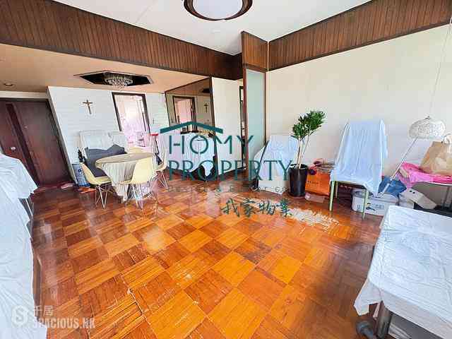Soho - Golden Valley Mansion 03