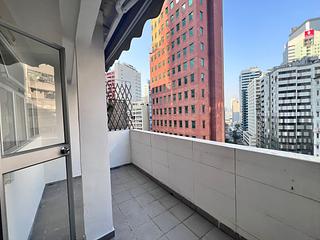 Wan Chai - Everwin Mansion 02