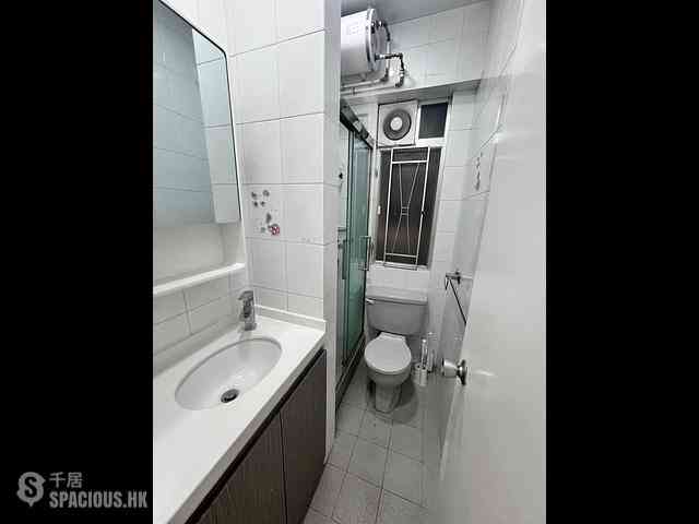 Wan Chai - Everwin Mansion 08