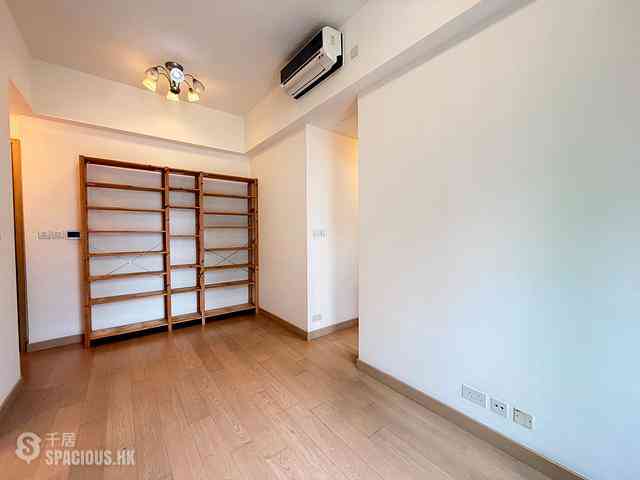 Sai Wan Ho - Island Residence 02