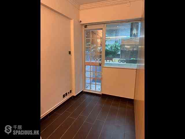 Central - 6-12, Tit Hong Lane 01