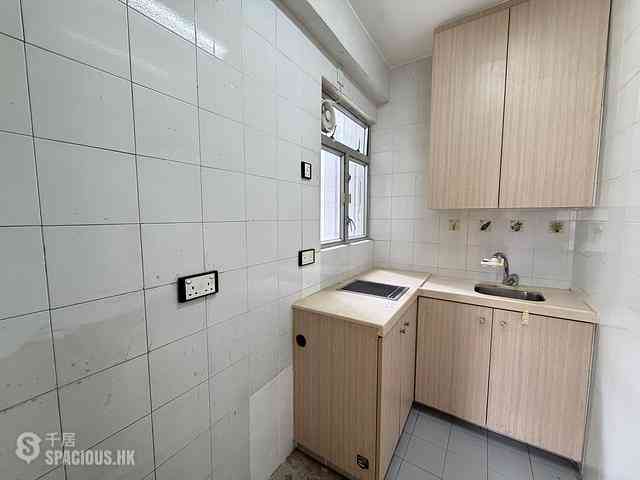 Kennedy Town - Harbour View Garden Block 3 05