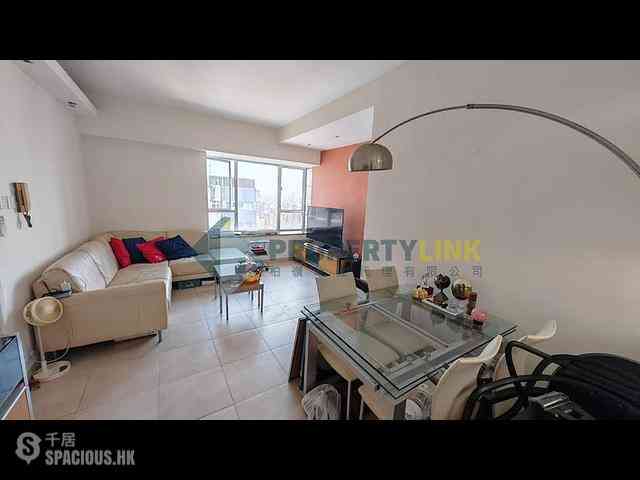 Mid Levels West - Bonham Court 02
