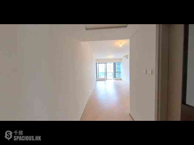 Wong Chuk Hang - The Southside Phase 1 Southland Tower 1B 01