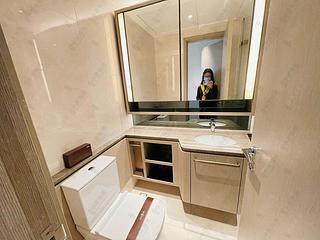 Wong Chuk Hang - The Southside Phase 1 Southland Tower 1B 08