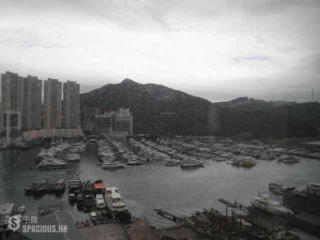 Ap Lei Chau - Larvotto Block 7 01