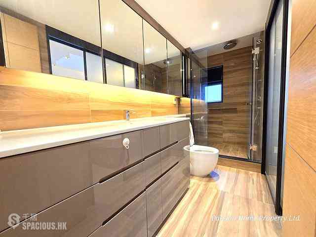 Wan Chai - 15, St. Francis Street 06