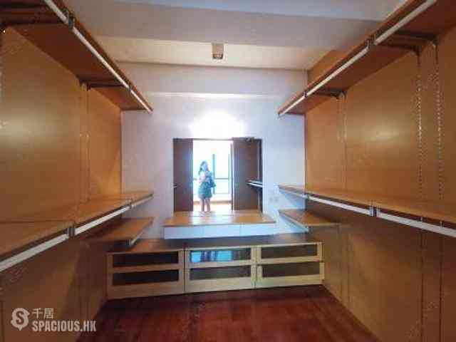 Stanley - Stanley Beach Villa 05
