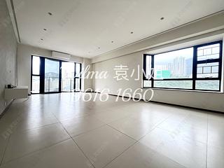 Happy Valley - Beverly Hill 03