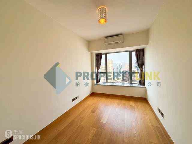 Sai Ying Pun - The Nova 10