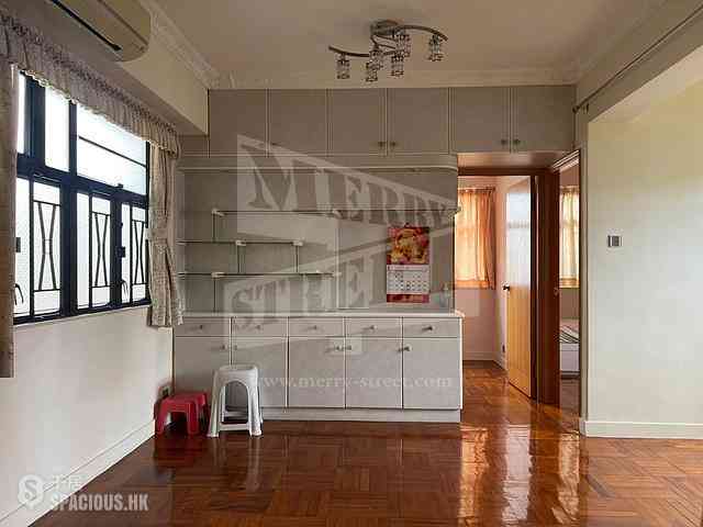 Mong Kok - Tak Bo Building Block B 01