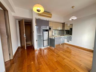 Sai Ying Pun - Island Crest 02