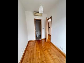 Sai Ying Pun - Island Crest 05