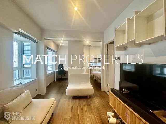 Mid Levels Central - Windsor Court 01