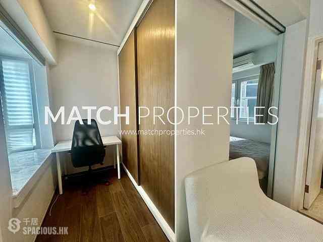 Mid Levels Central - Windsor Court 05