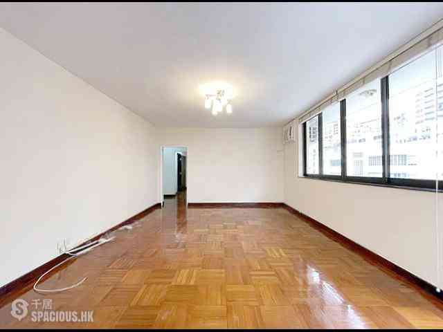 Happy Valley - Antonia House 05
