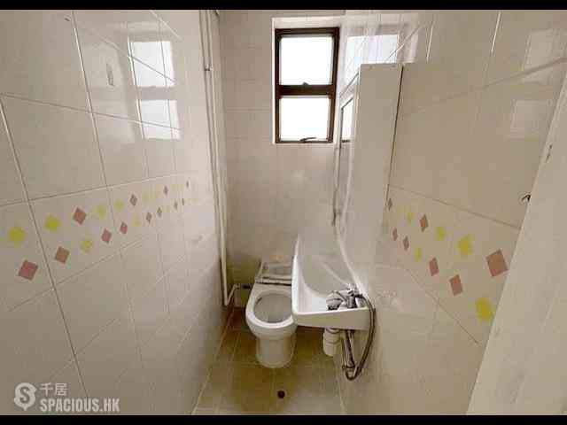Happy Valley - Antonia House 13